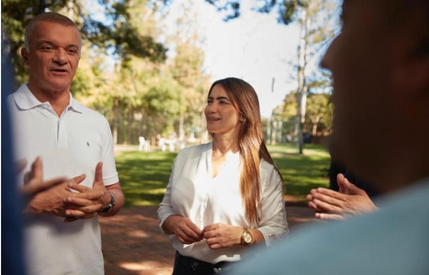 2d4e29be 7933 4511 be8f 5189c5f1257a 31