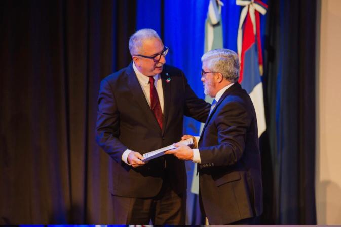 2d4e29be 7933 4511 be8f 5189c5f1257a 39