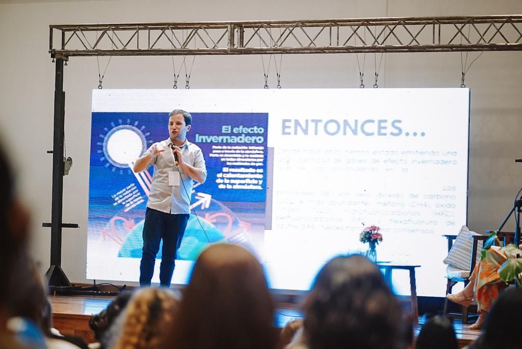 2d4e29be 7933 4511 be8f 5189c5f1257a 16