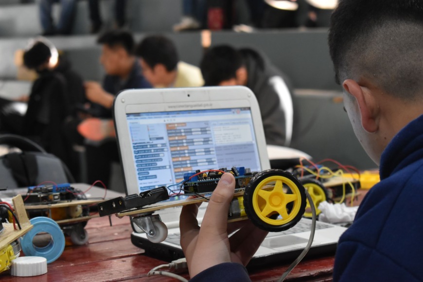 Escuela de Robotica de Misiones 4