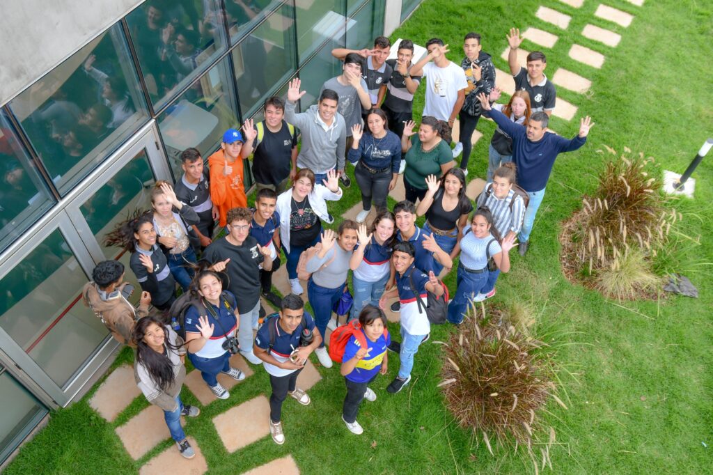 Más de 70 jóvenes recorrieron Silicon Misiones a través del Programa yendo 2 1cd5573d a0e0 43ad b3e7 bae2062af4d7 3