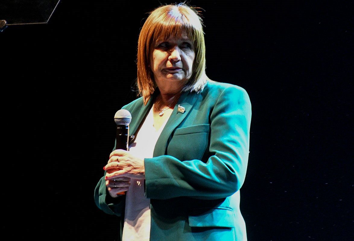 2d4e29be 7933 4511 be8f 5189c5f1257a 19