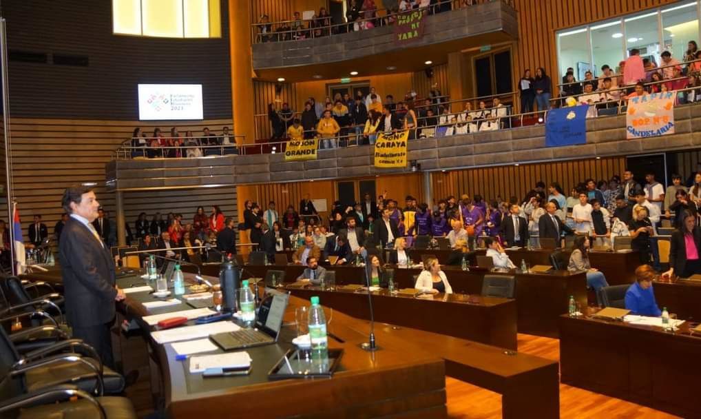 69adf9b9 0218 431c 81a4 a2da1c006122